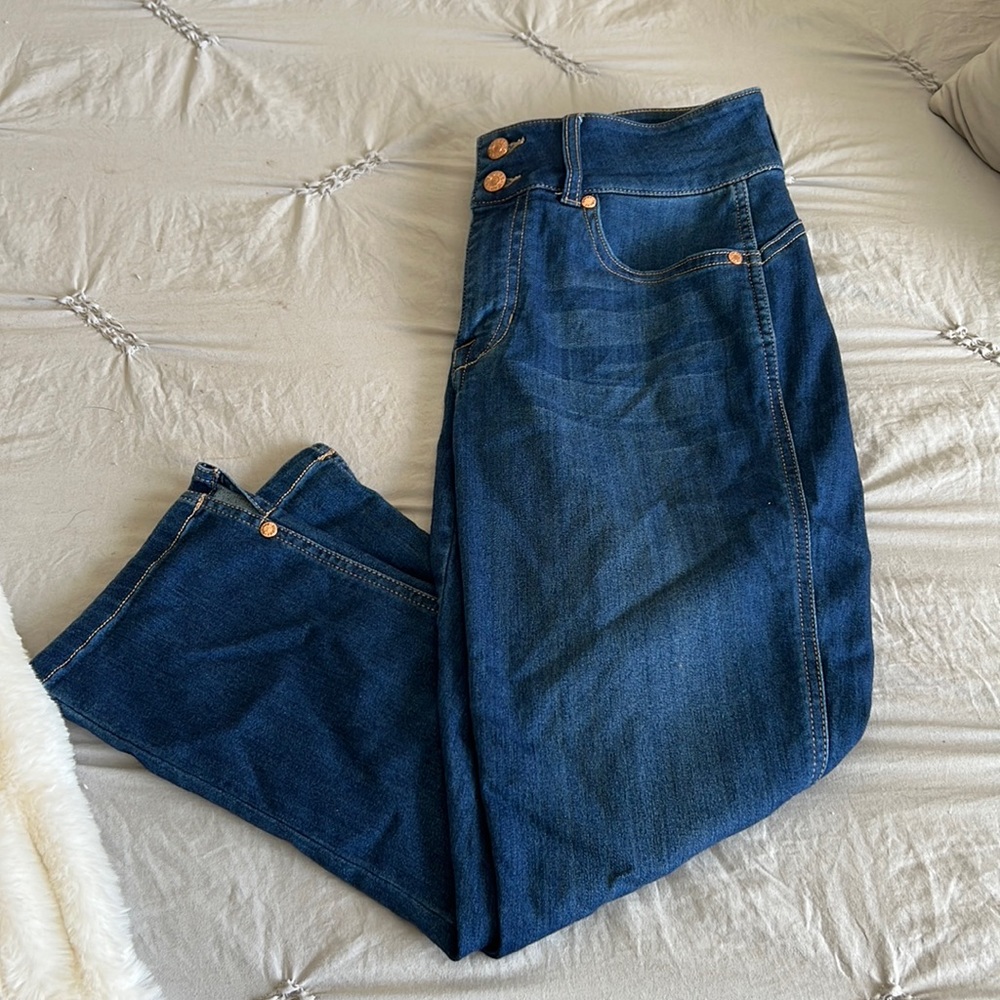 GUESS capris